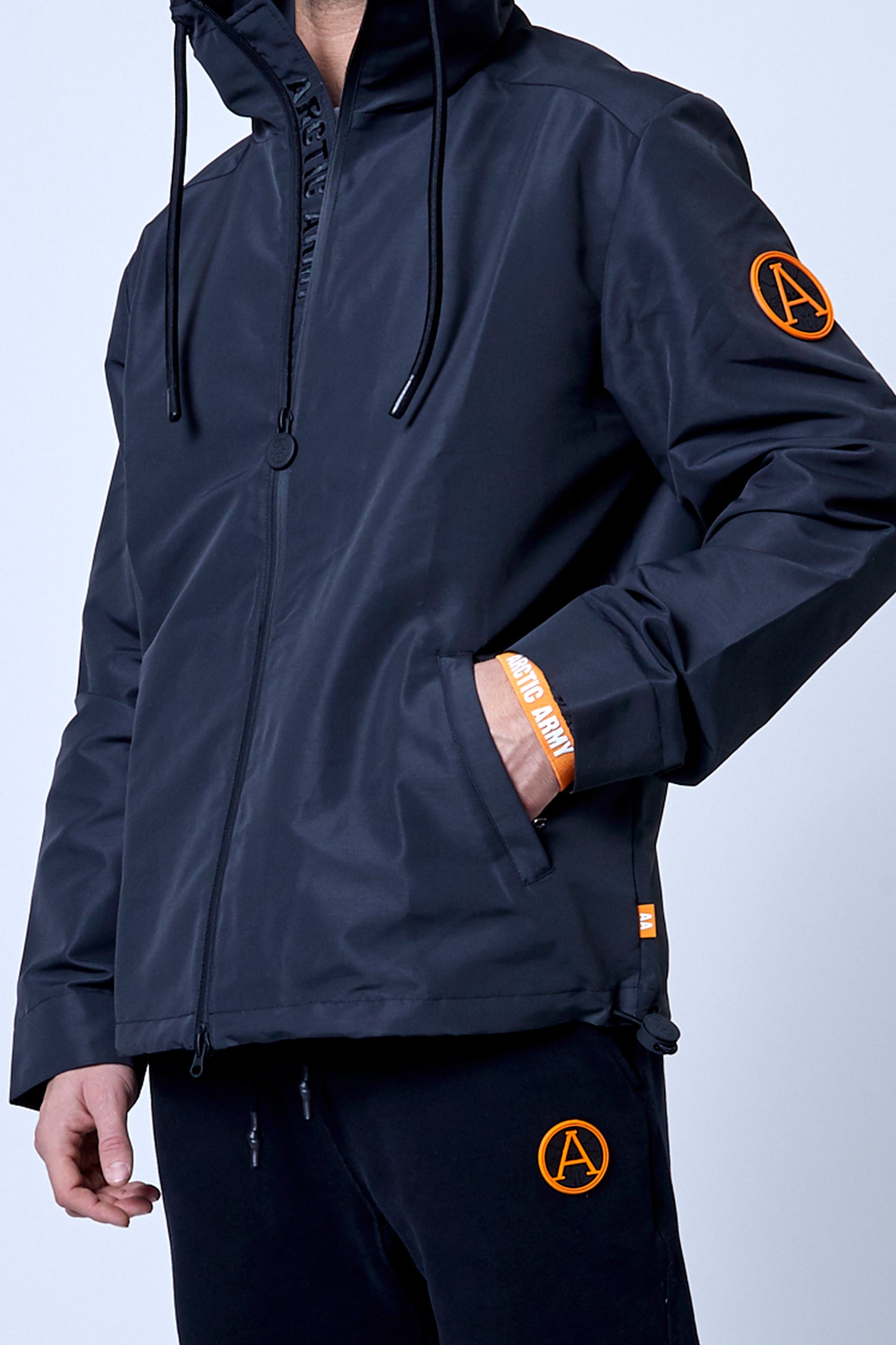 Men's Zip Through Windbreaker in Black